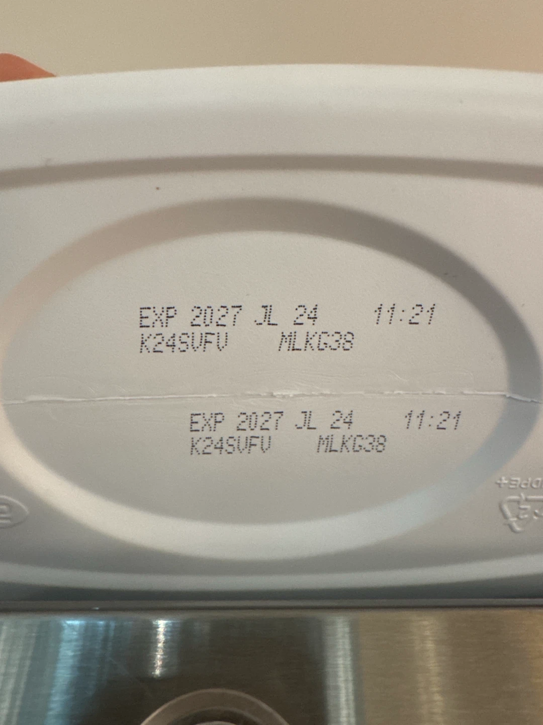 Kirkland Signature Sensitive to Lactose Infant Formula 1.36 kg - photo 2