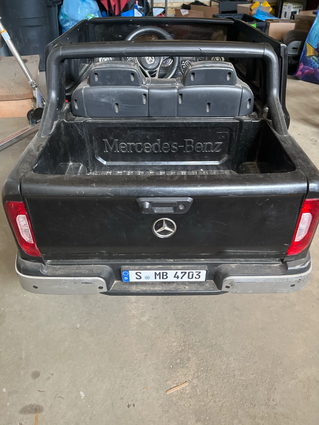 Mercedes-Benz Ride-On Car with Remote Control - photo 3