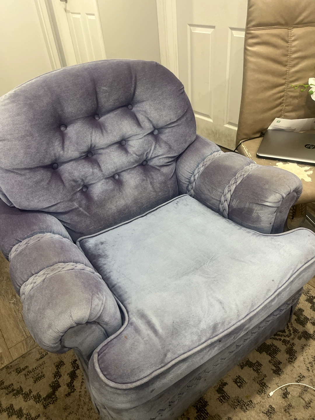 Light Blue Velvet Loveseat Sofa - photo 2
