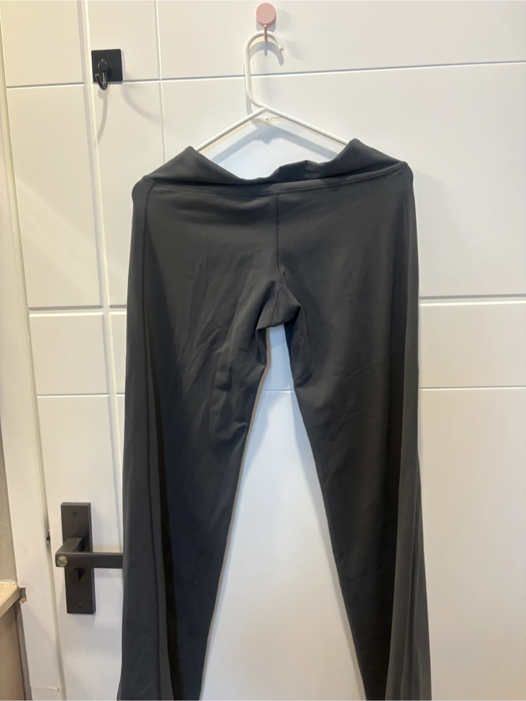 Lululemon Grey Yoga Pants - photo 2