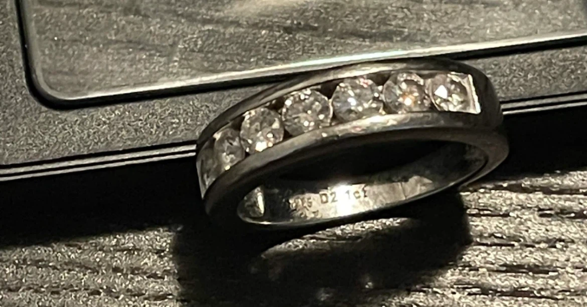 Sterling Silver Moissanite Ring - photo 2