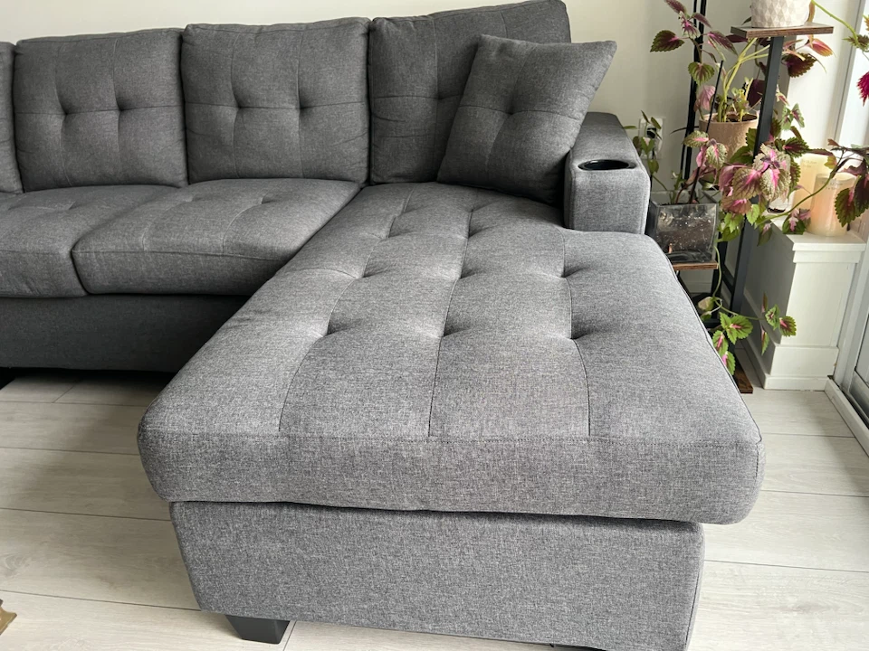 Modern Reversible Sectional Sofa - photo 3