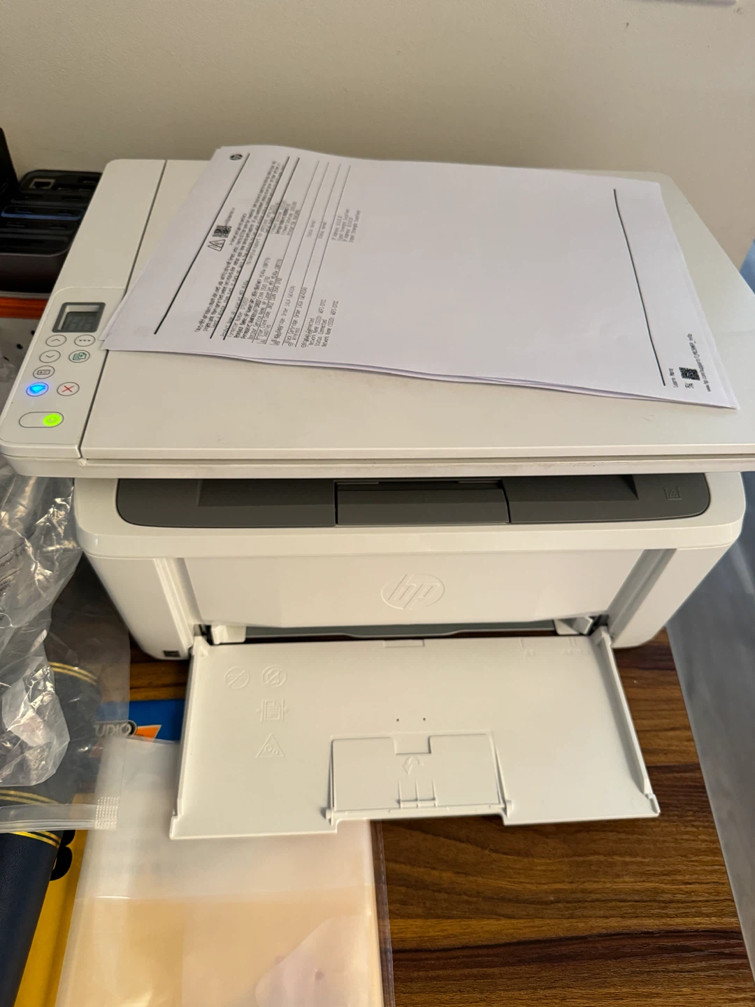 HP LaserJet MFP M140w Printer