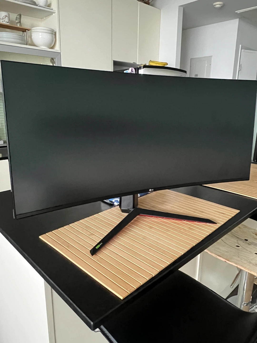 LG Ultragear 34” ultrawide curved monitor 144hz