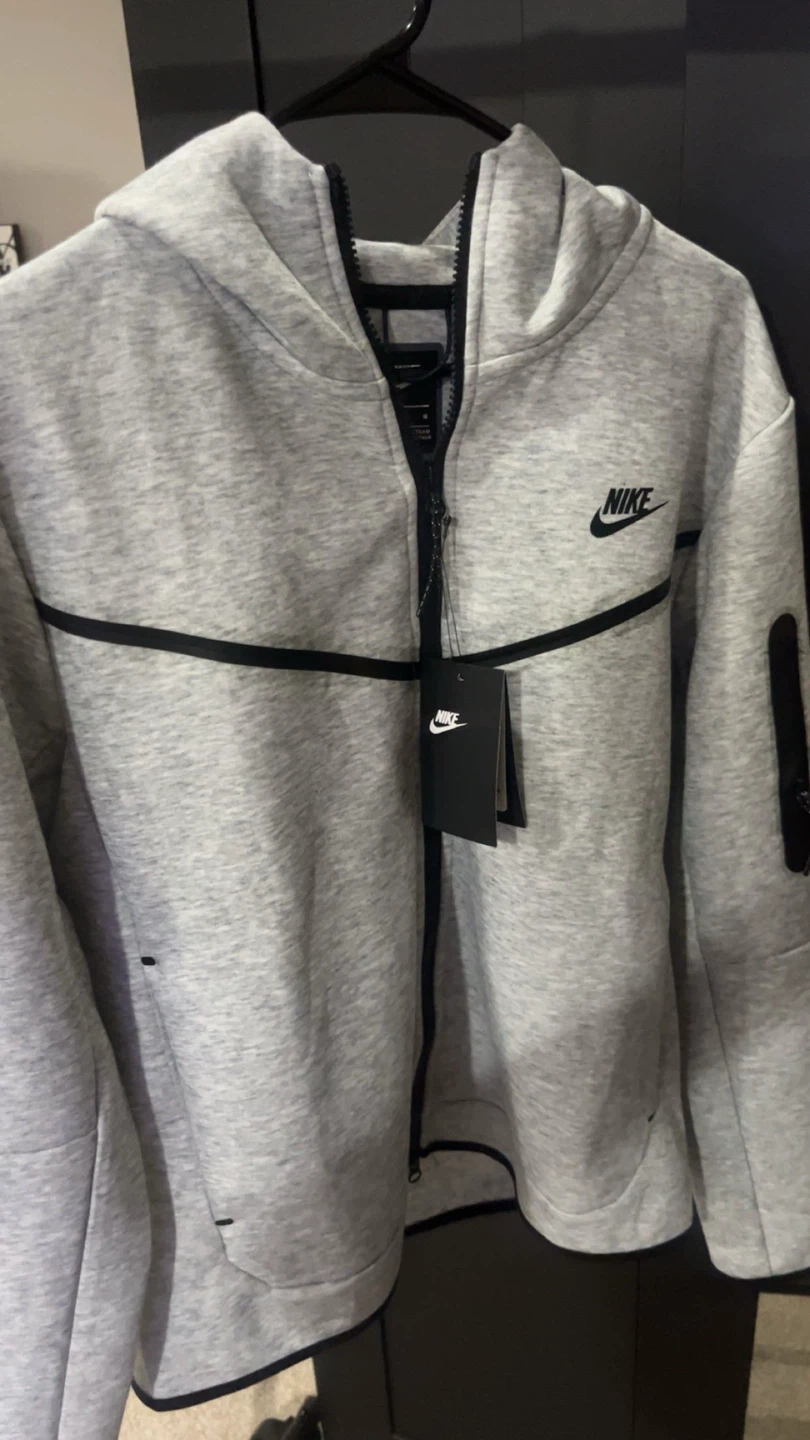 Nike Tech Fleece Full Zip Hoodie and Joggers Set - photo 3