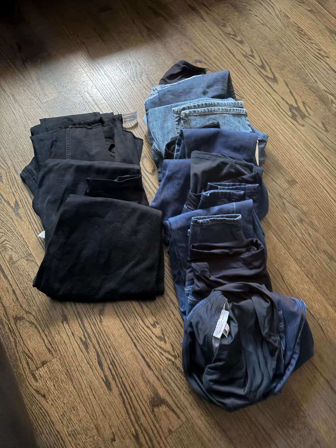 Maternity Jeans Lot - photo 2