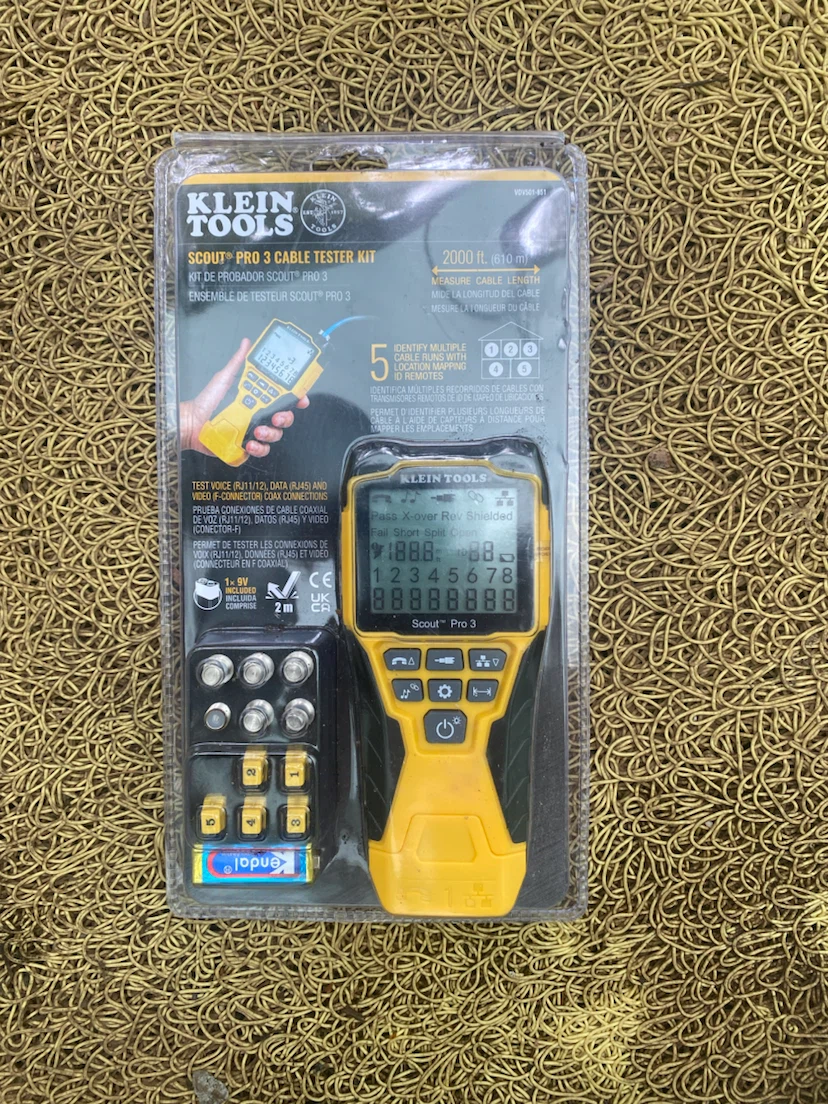 Klein Tools Scout Pro 3 Cable Tester Kit
