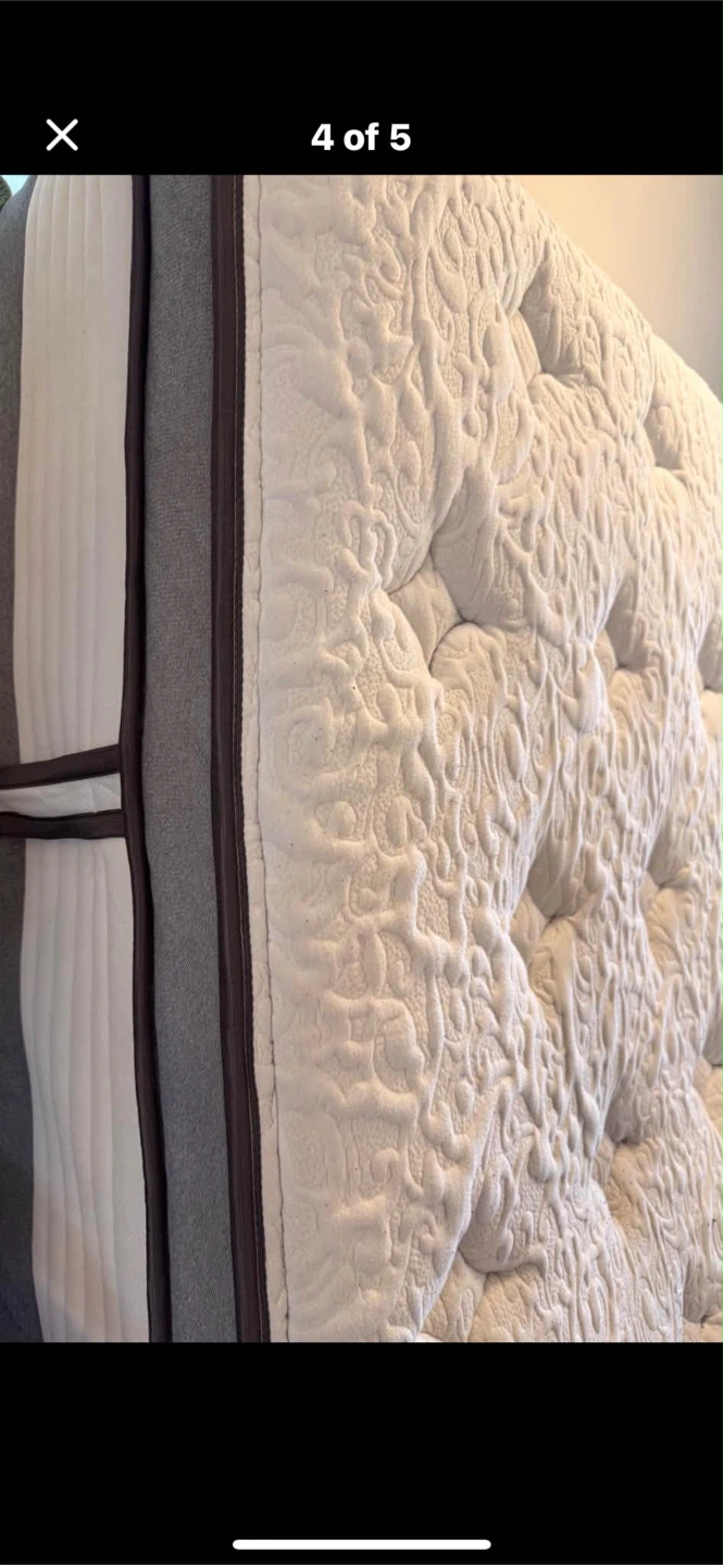 Wayfair Sleep Mattress king with box/ free delivery - photo 3
