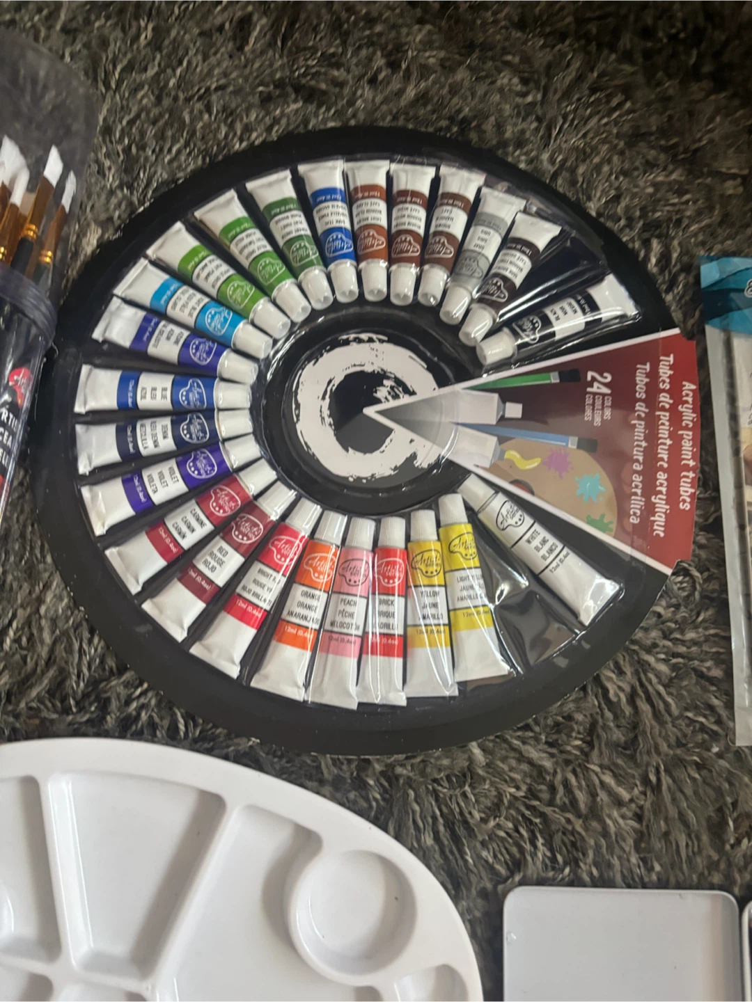 Art Supplies. U dle - photo 3