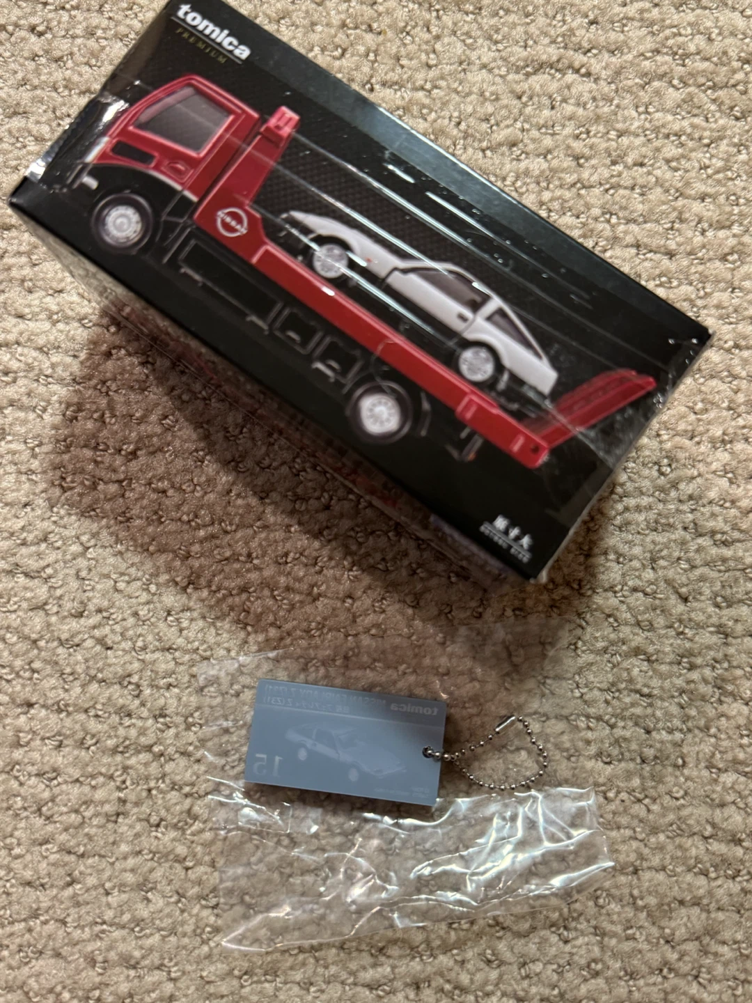 Tomica Premium Transporter Nissan Fairlady Z - photo 2