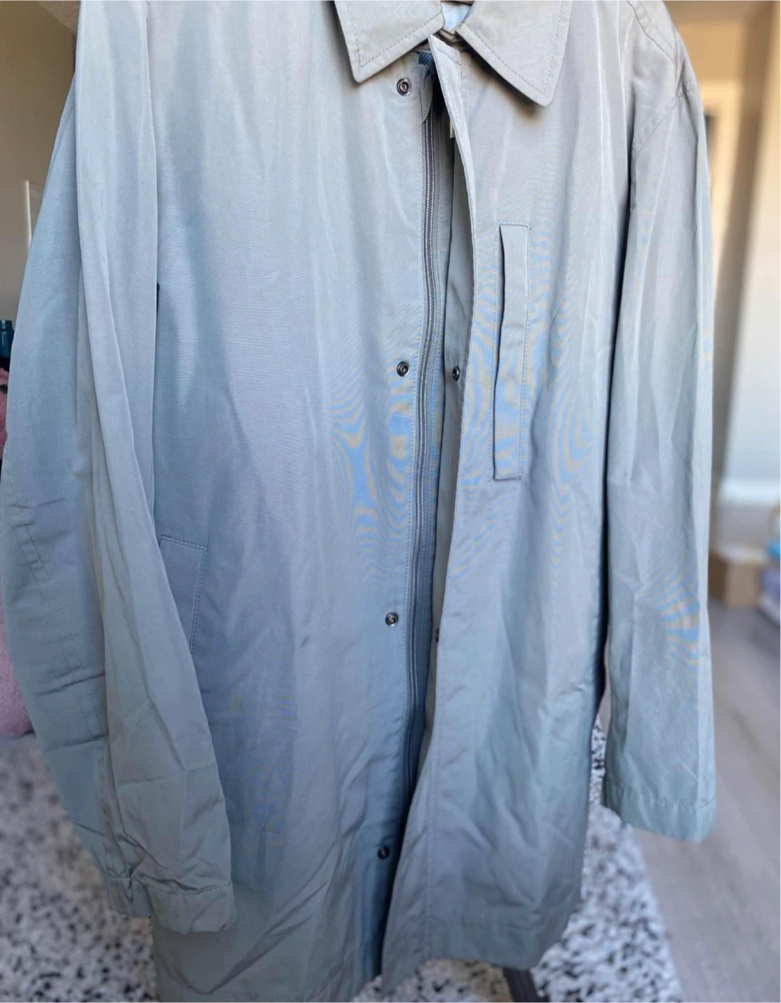 Hugo Boss Trench Coat - photo 3