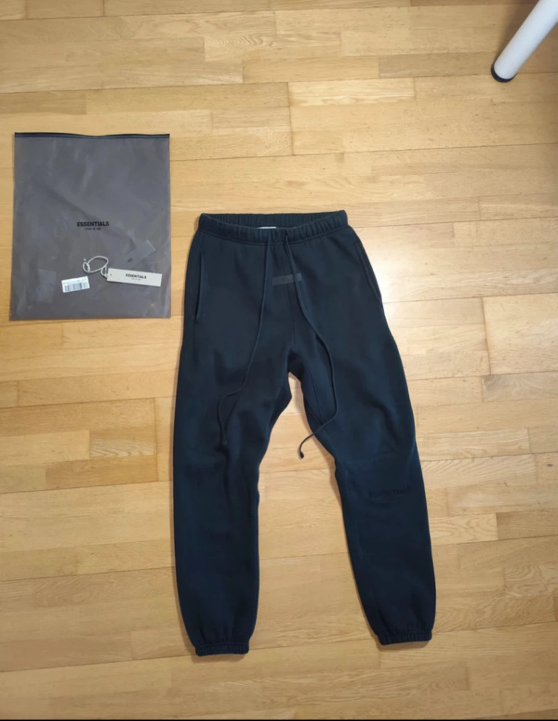 *Extra small*Essentials Hoodie and Sweatpants Set - photo 3
