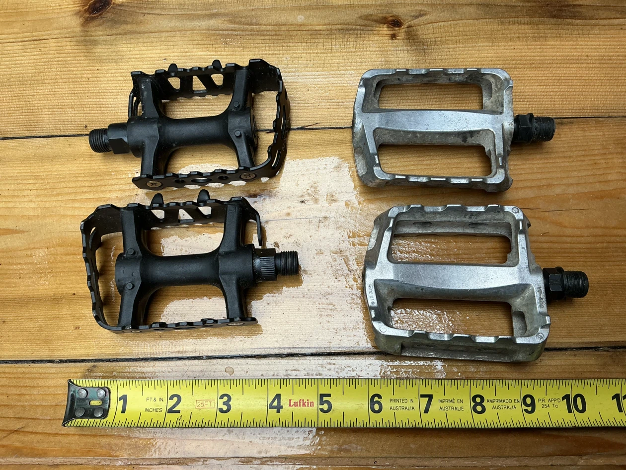 BP-466 Silver & Black Bicycle Pedals !
