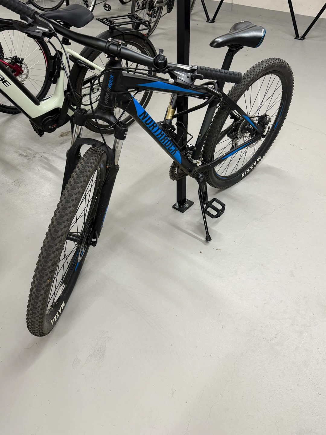 Move out sale Northrock Mountain Bike