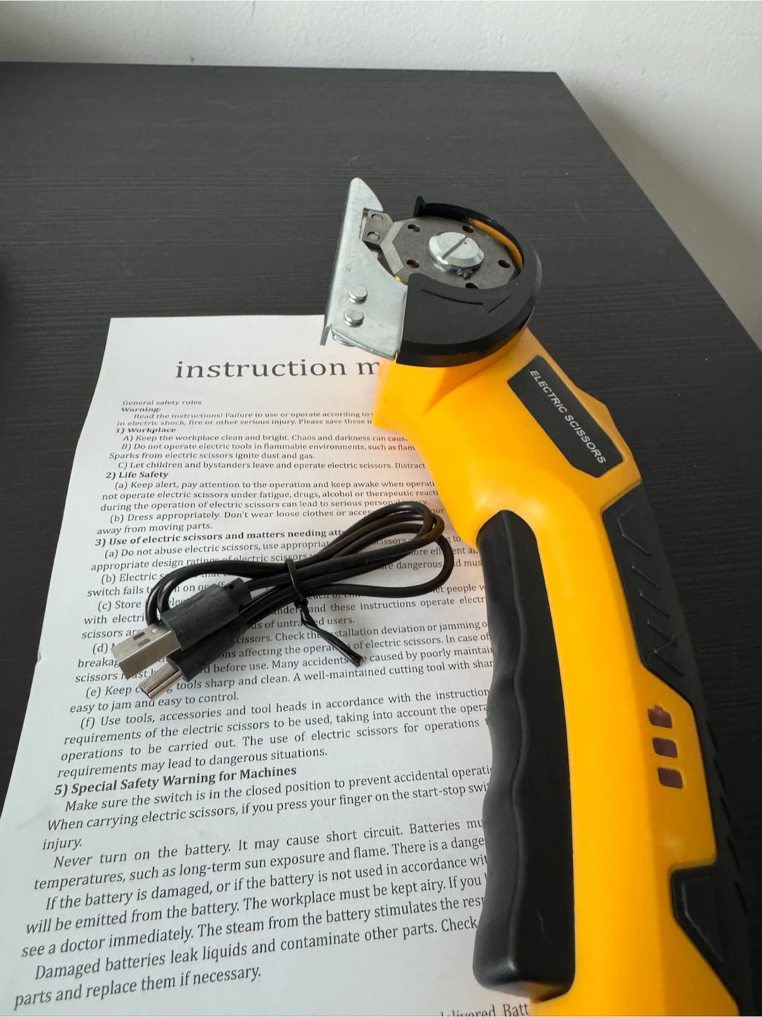Electric Rotary Cutter Scissors - photo 3