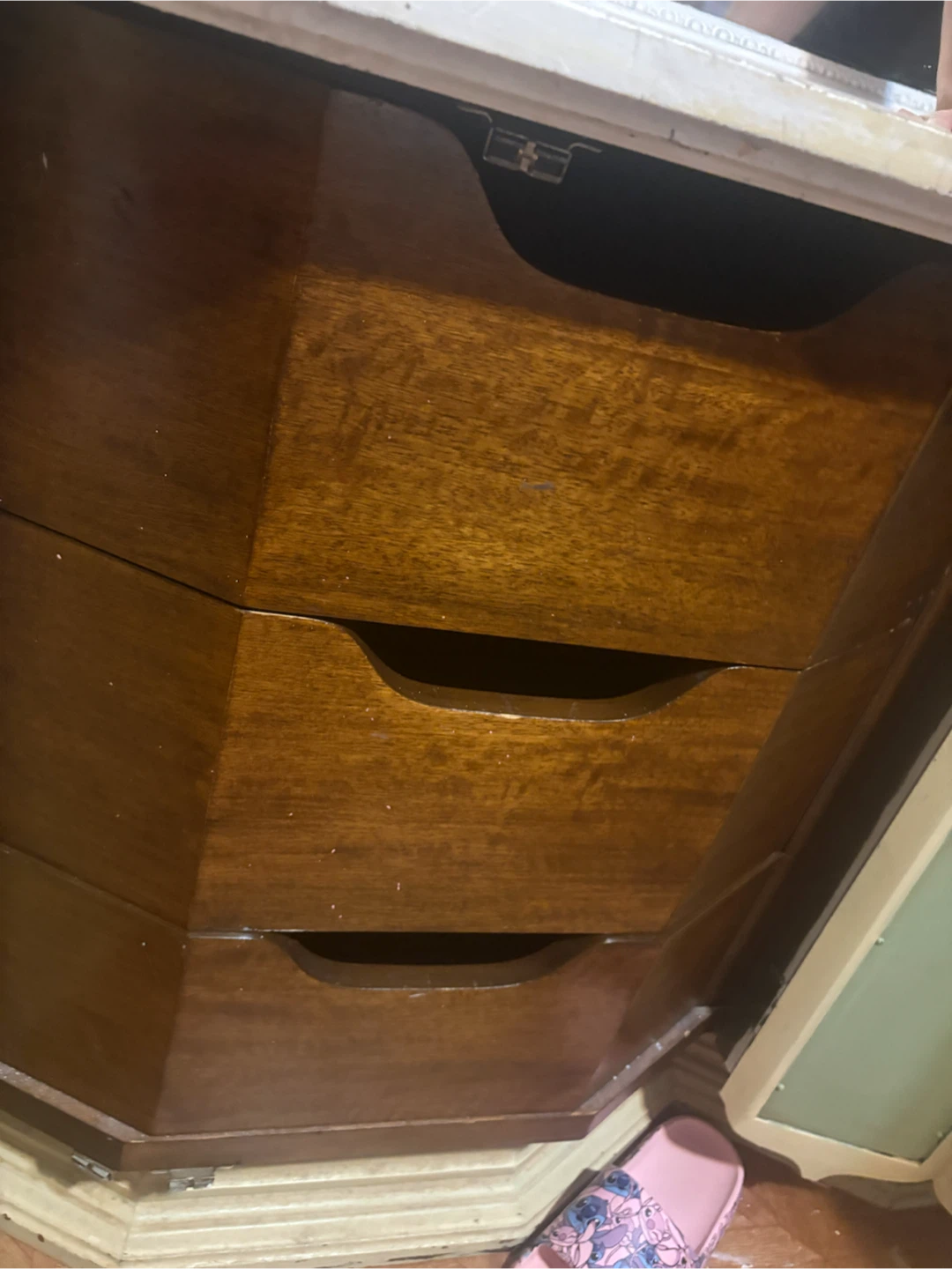 Dresser - photo 2