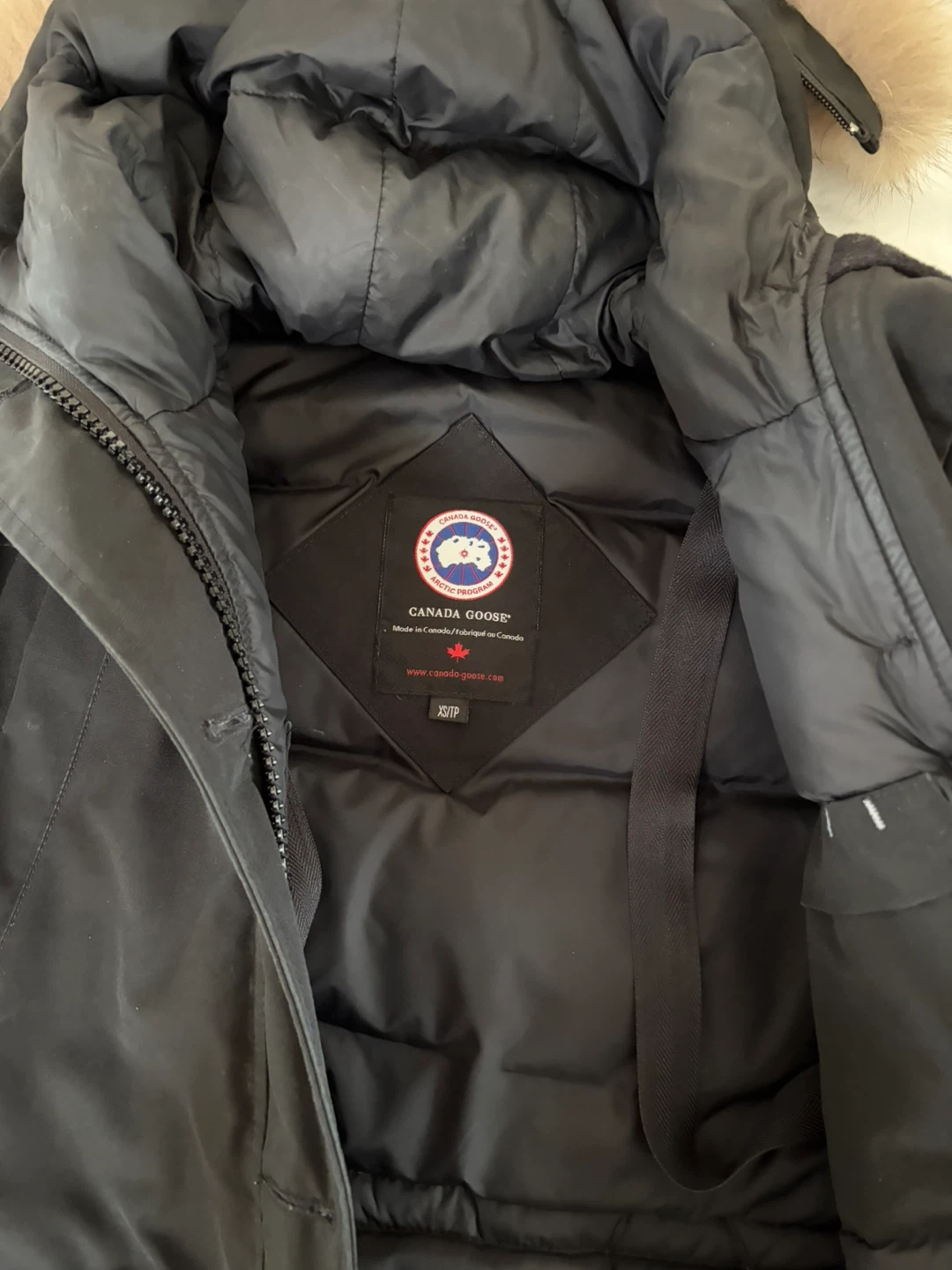 Canada Goose Montebello Parka XS, women, classic black - photo 5