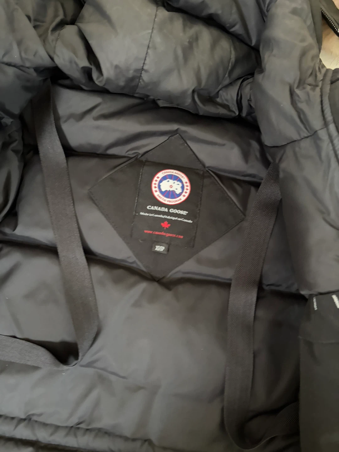 Canada Goose Montebello Parka XS, women, classic black - photo 3