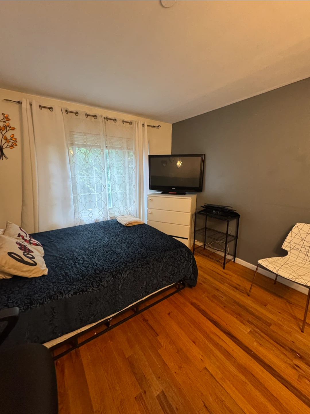 Private room for rent