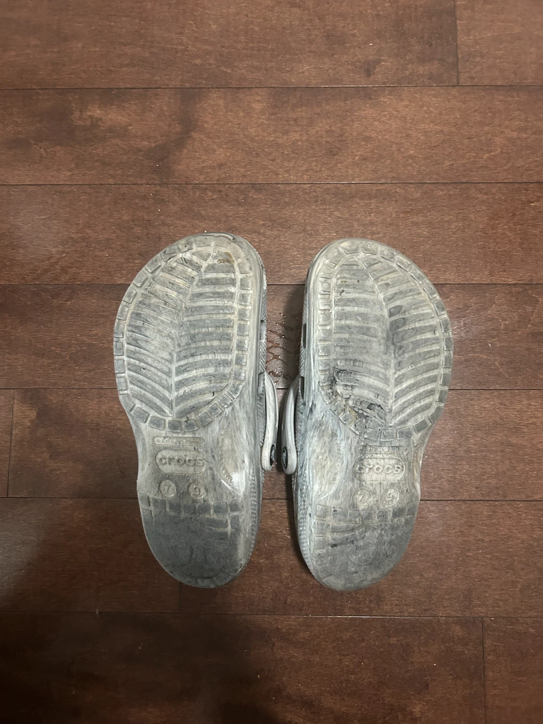 Crocs Classic Marbled Clogs - Grey/White - photo 3