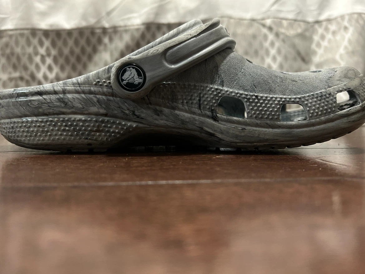 Crocs Classic Marbled Clogs - Grey/White - photo 4