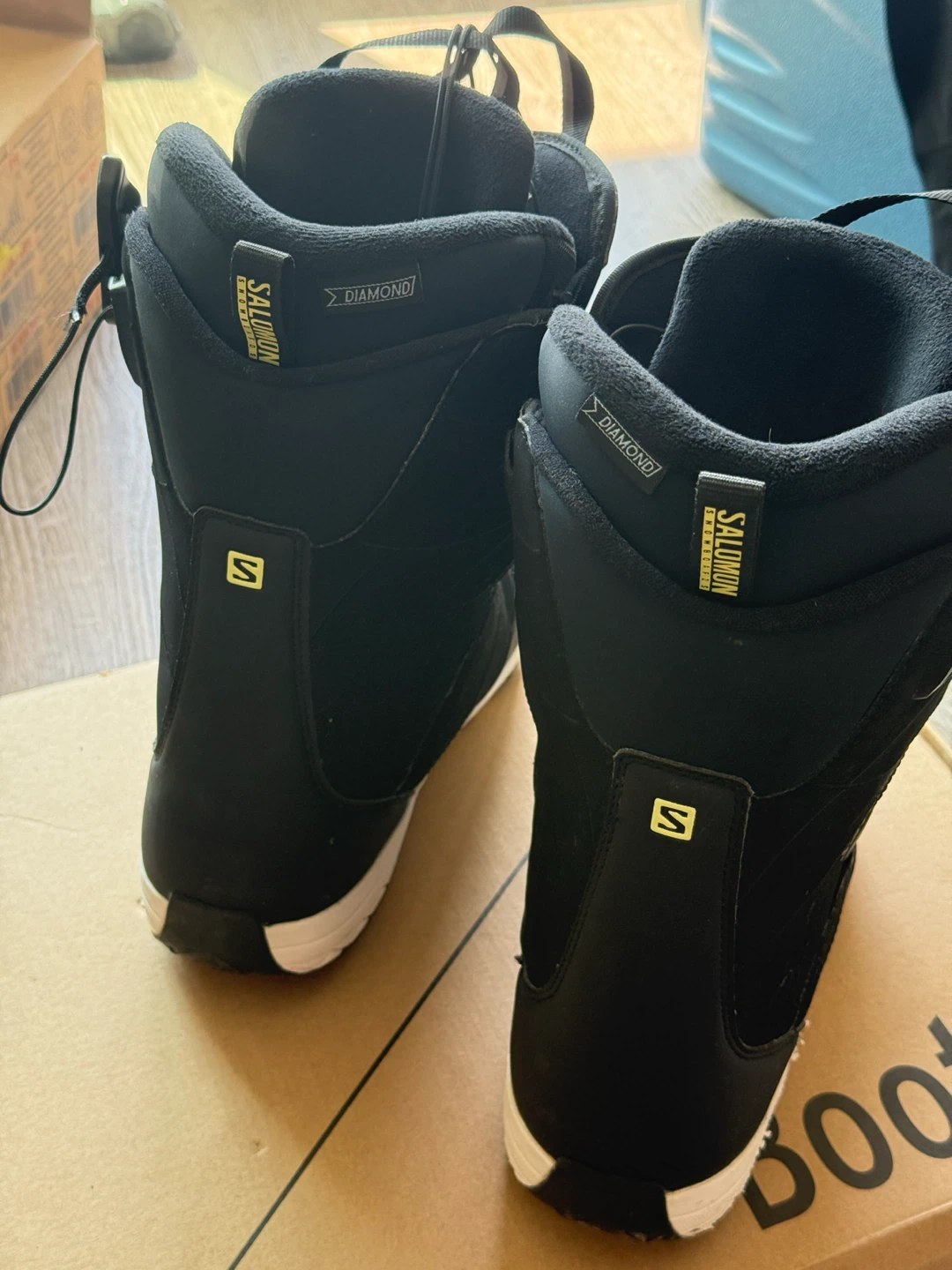 snowboard boots (barely used) - photo 2