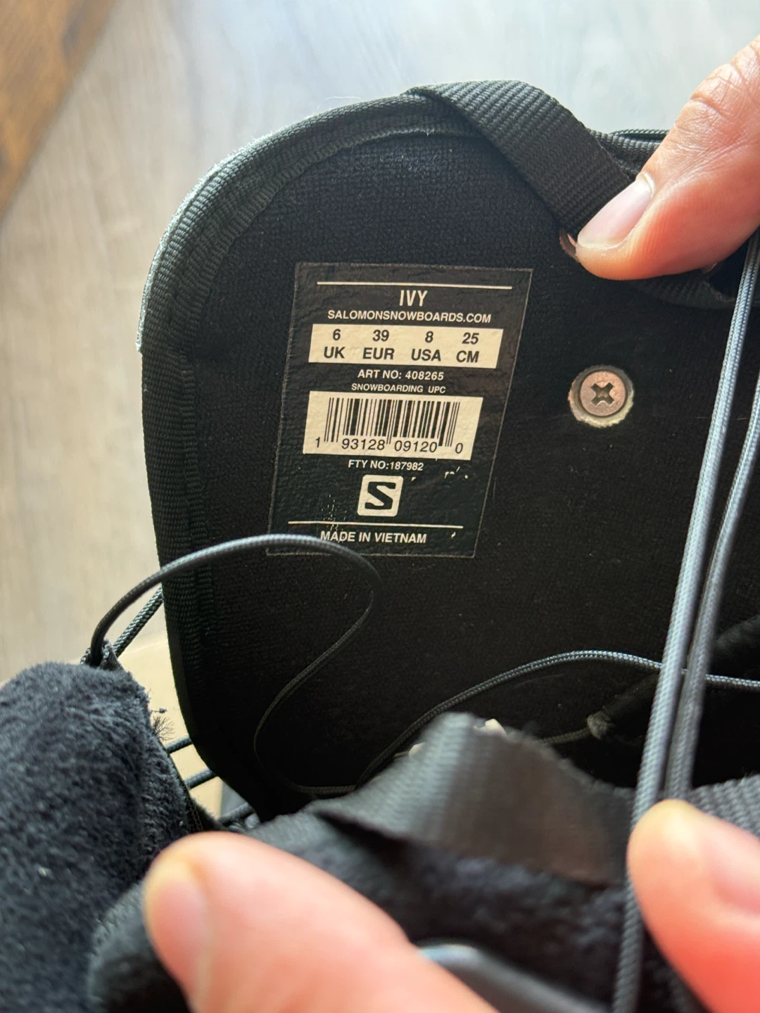 snowboard boots (barely used) - photo 4