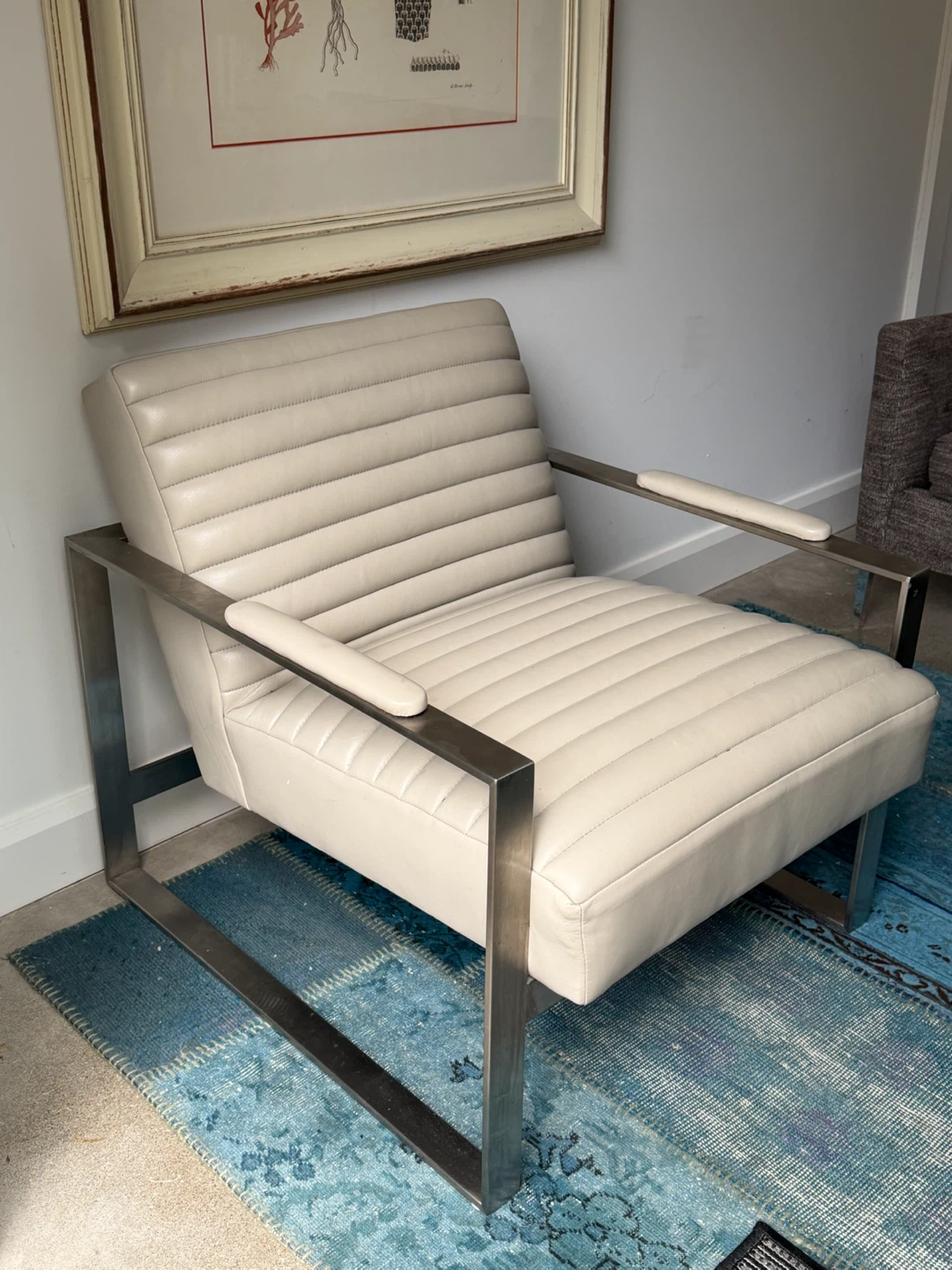 Cream Leather Armchair with Metal Frame - photo 3