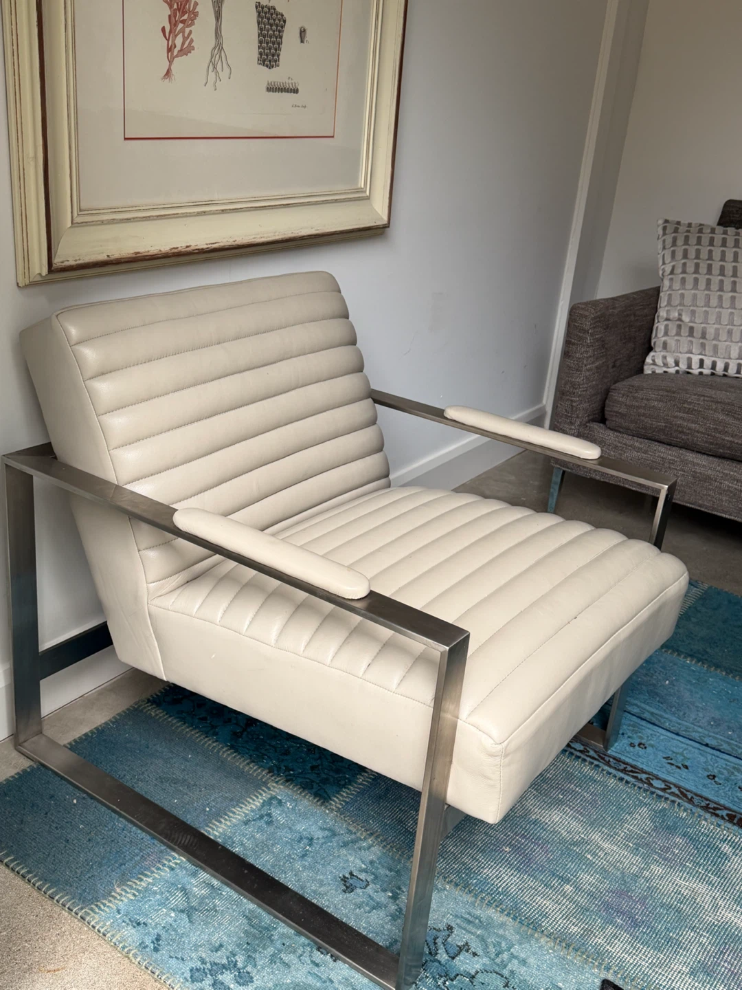 Cream Leather Armchair with Metal Frame - photo 5