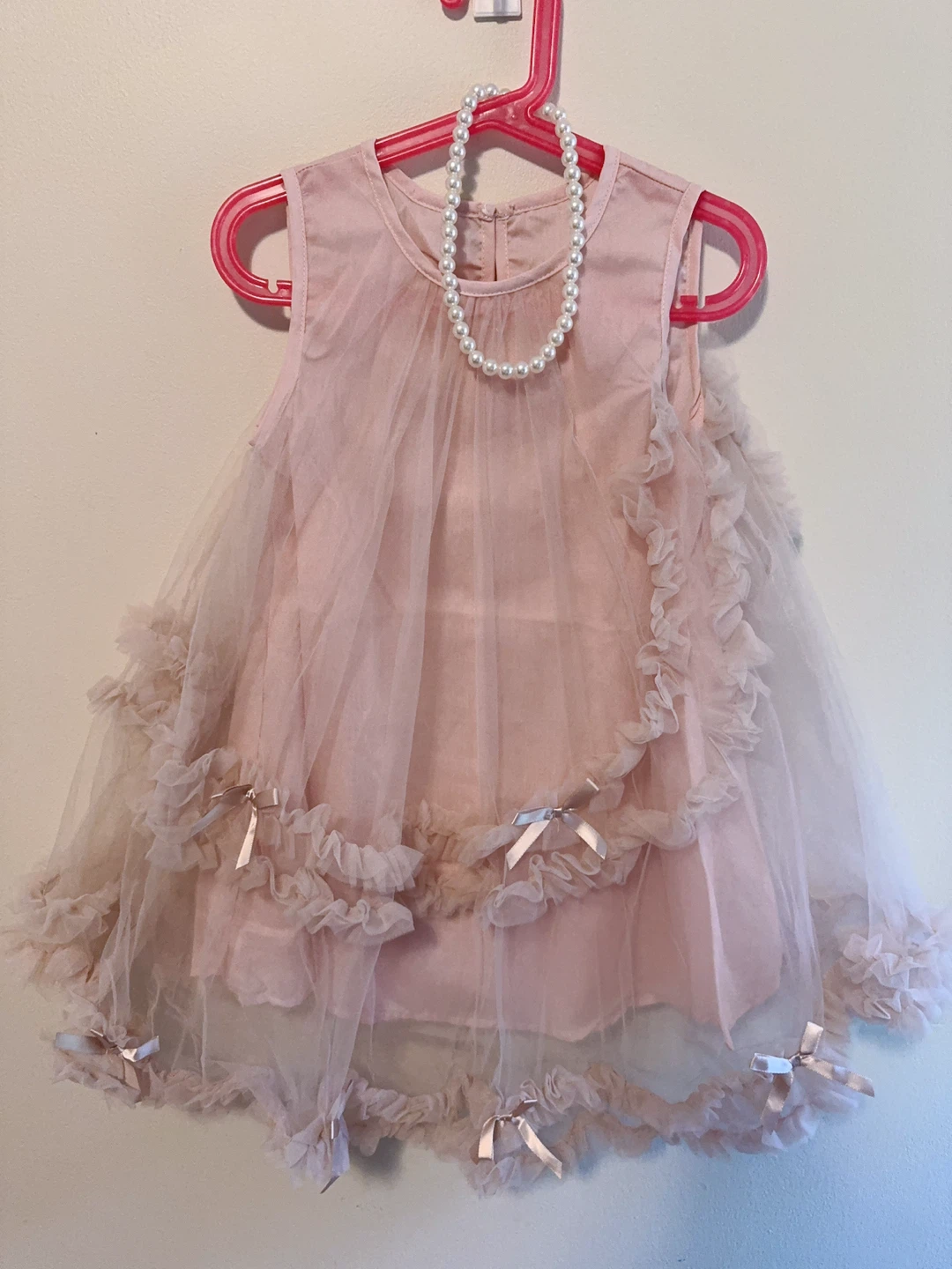 Pink Tulle Party Dress with Pearls necklace 5-6T