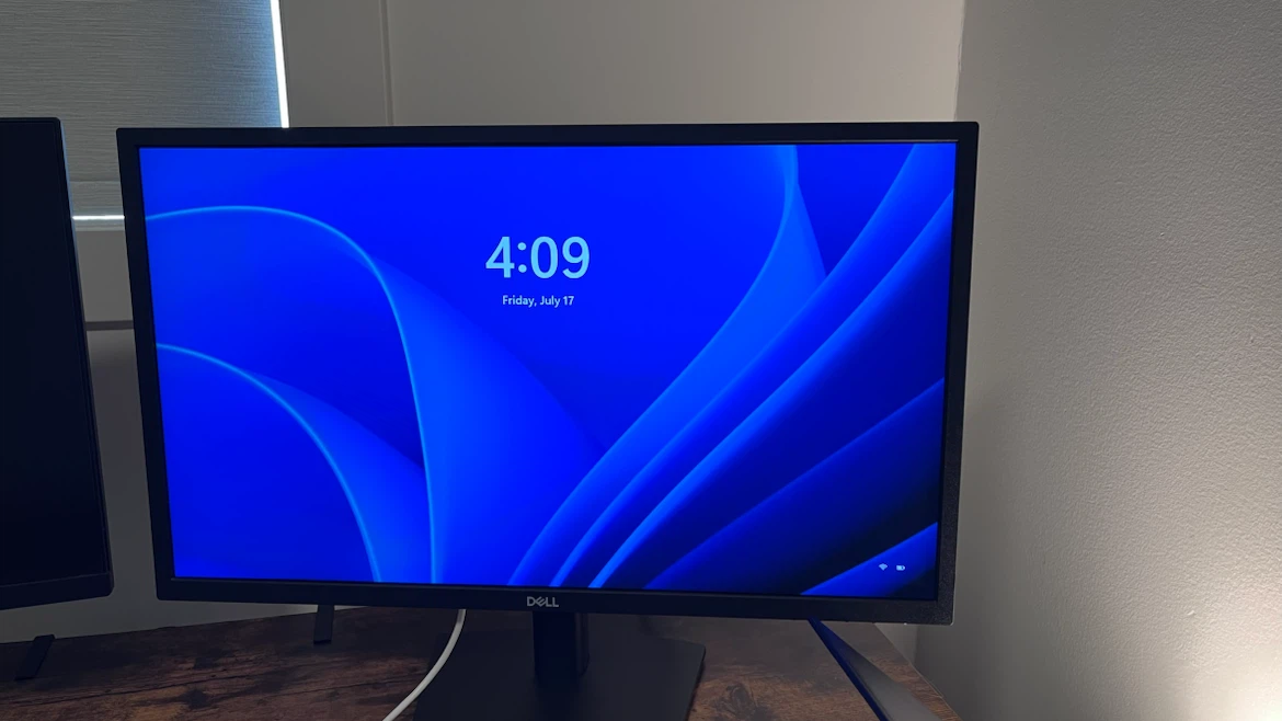 2 Monitors for Sale – Dell & KOORUI (24”) - photo 2