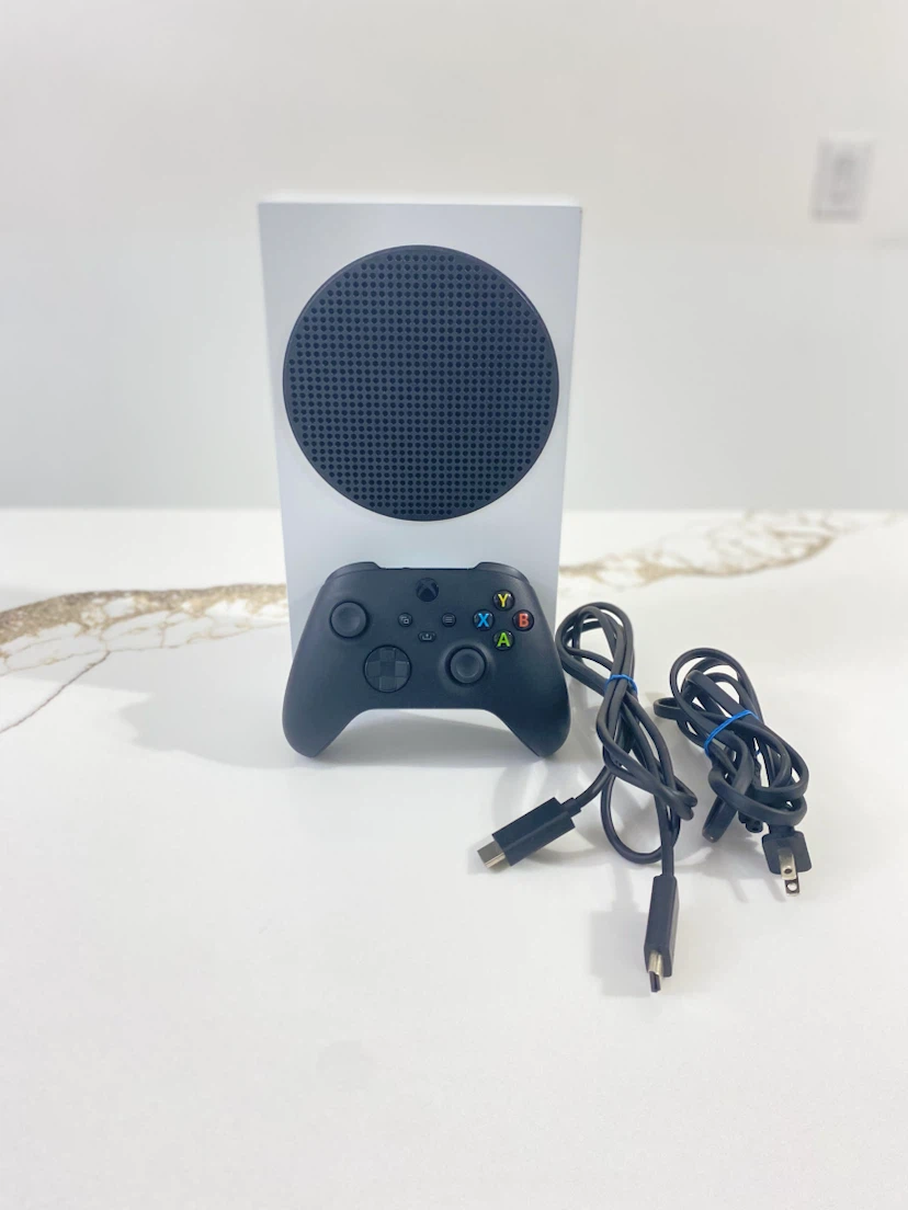 Xbox Series S 512GB - Excellent Condition