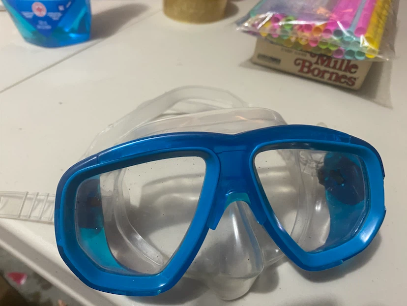 Children’s Blue Snorkel Mask