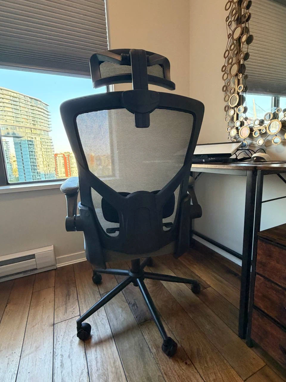 Ergonomic Office Chair with Headrest - photo 2