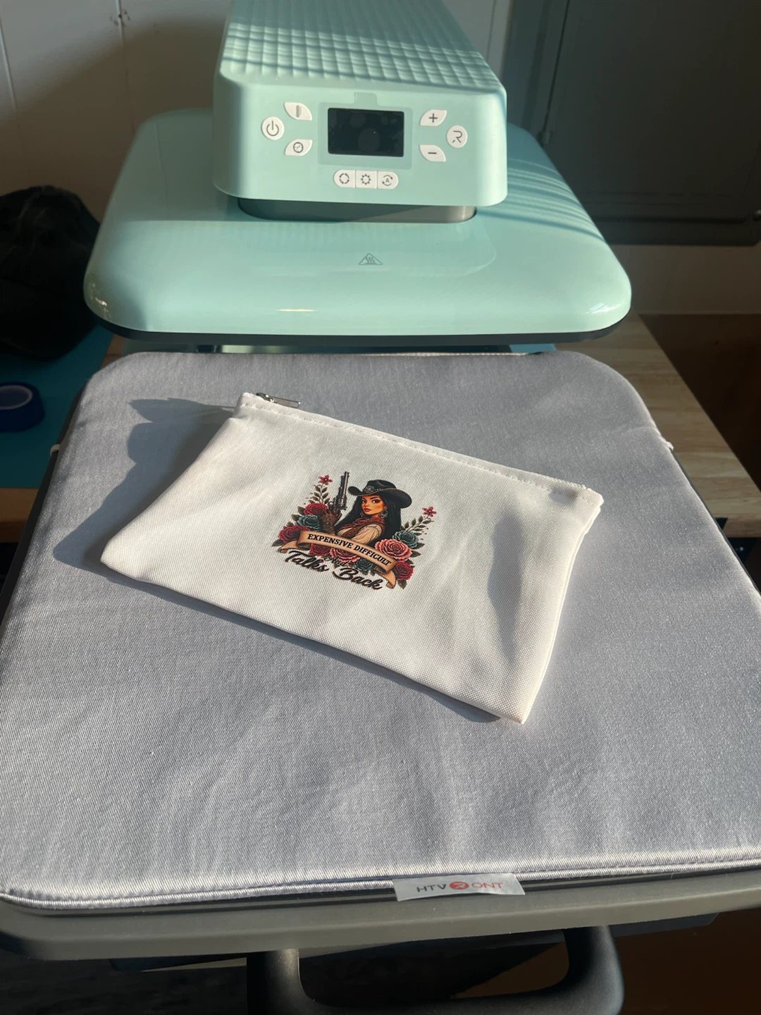 HTV ON / ProHeat Mini Heat Press - photo 2