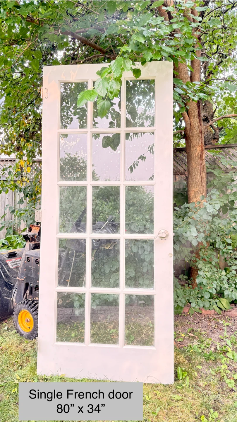 Doors. FREE. pickup from curbside.
