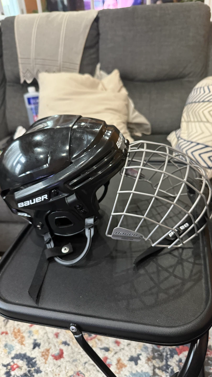 Bauer Prodigy Skate Jr and Bauer FM2100 Helmet - photo 5