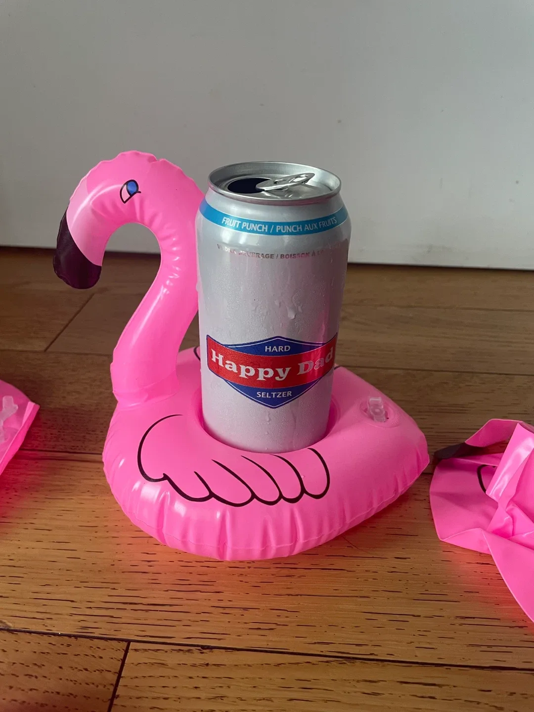 Inflatable flamingo drink holders - photo 2