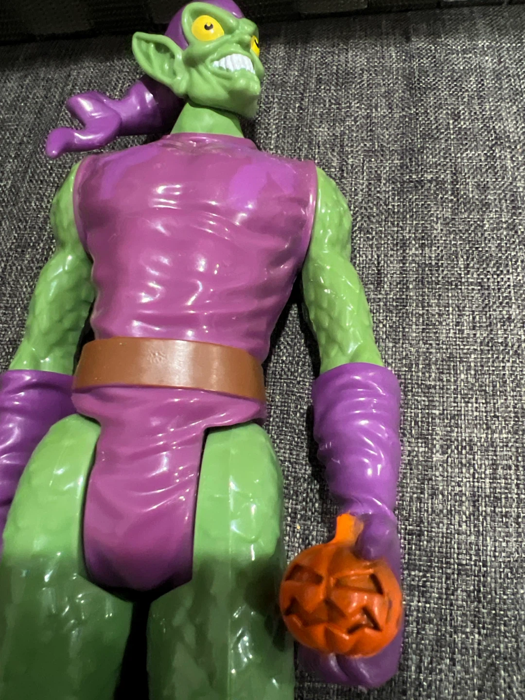 Green Goblin Action Figure with Pumpkin Bomb - photo 4
