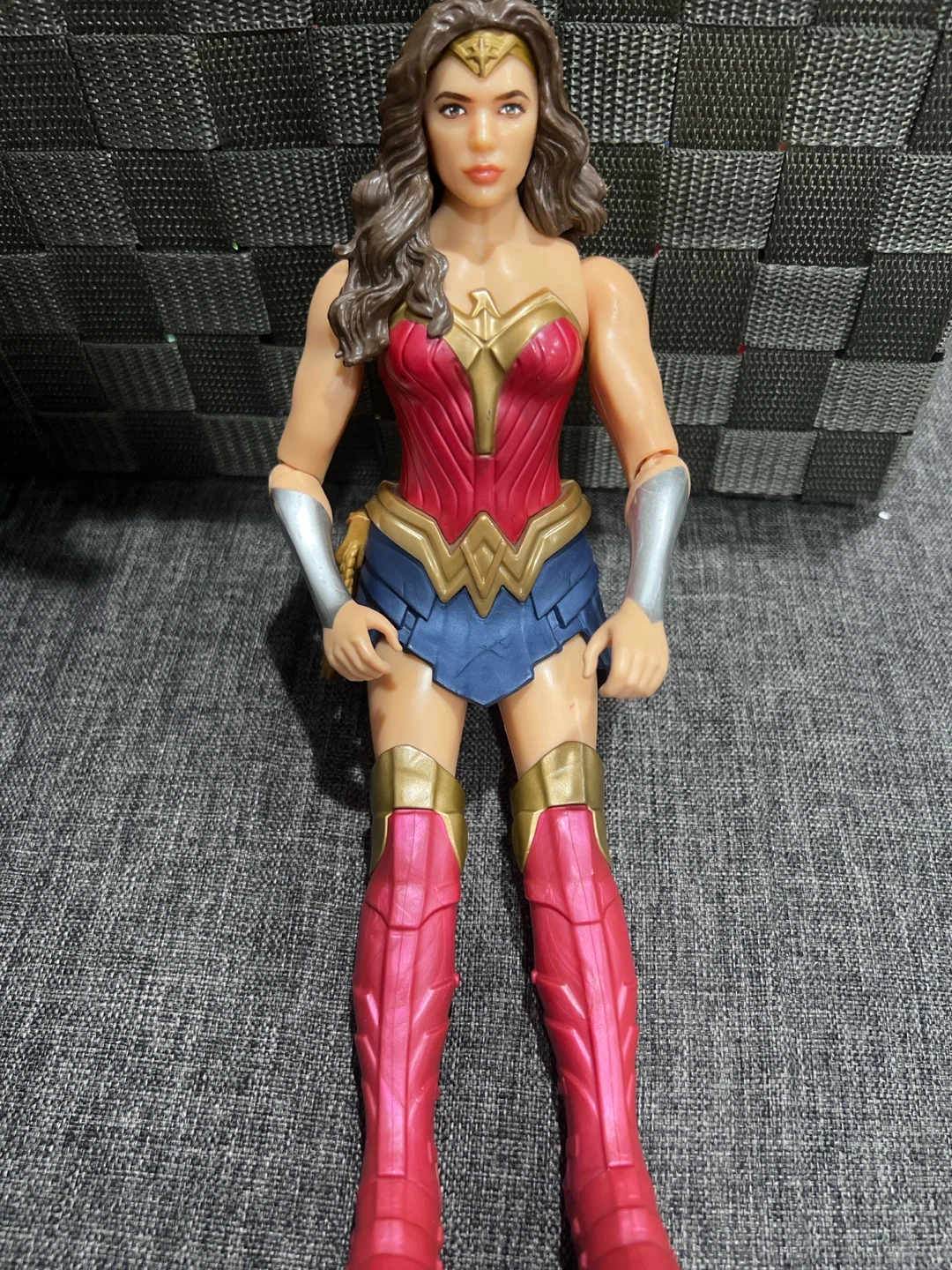 Wonder Woman Action Figure - photo 2