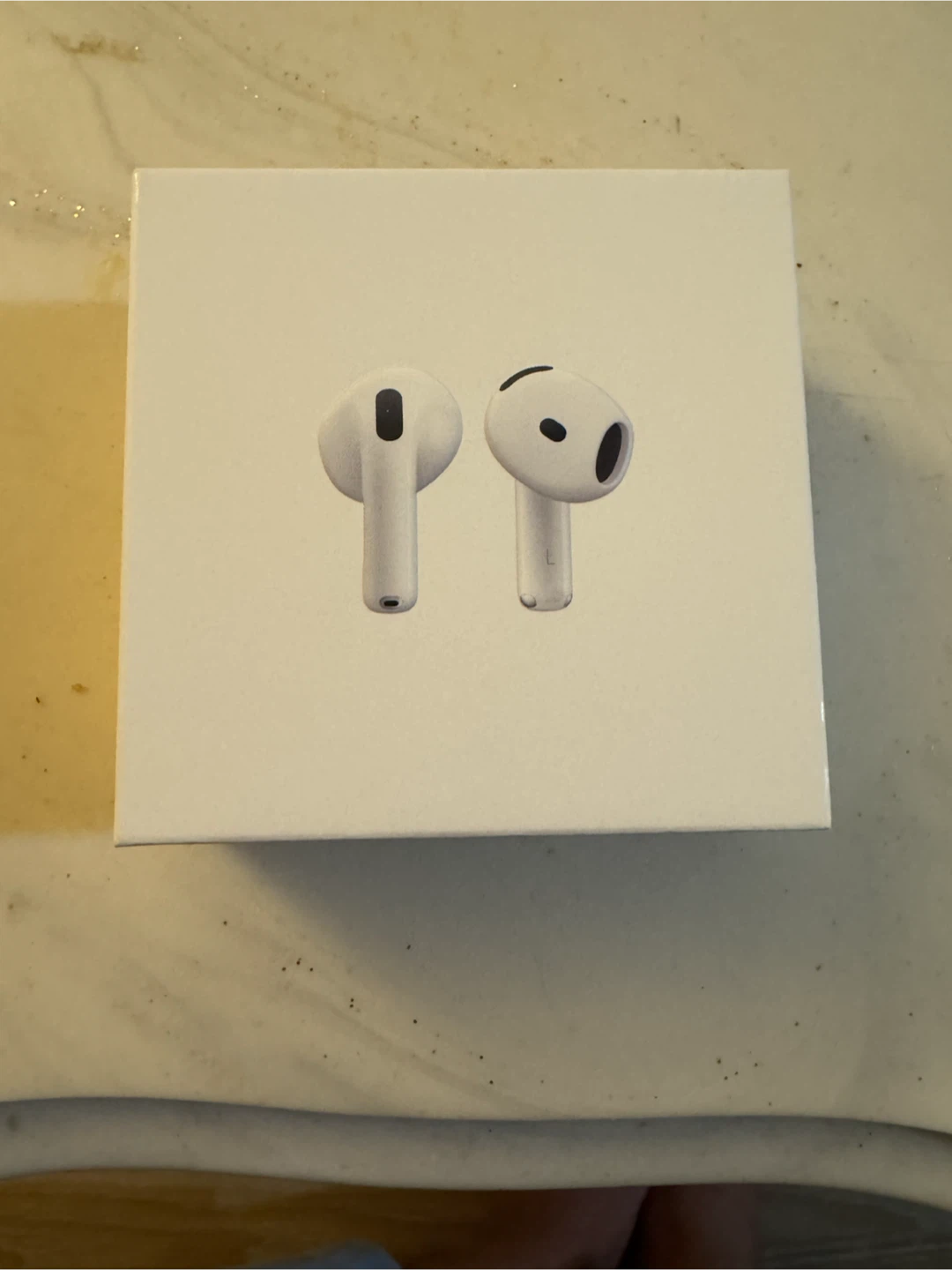 Apple AirPods 4 Wireless Earbuds sealed