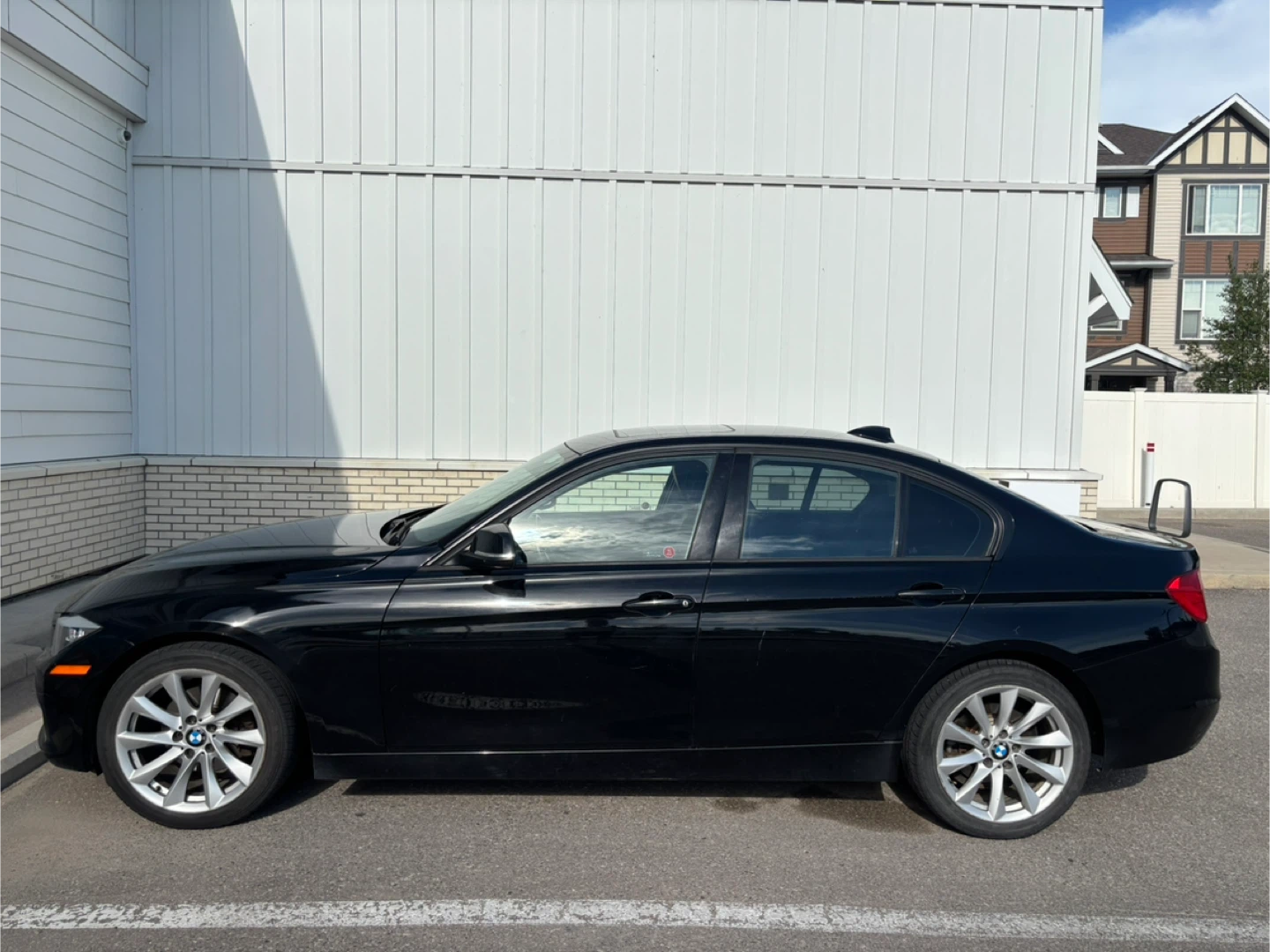 2013 BMW 3 Series 320i xDrive AWD - photo 3