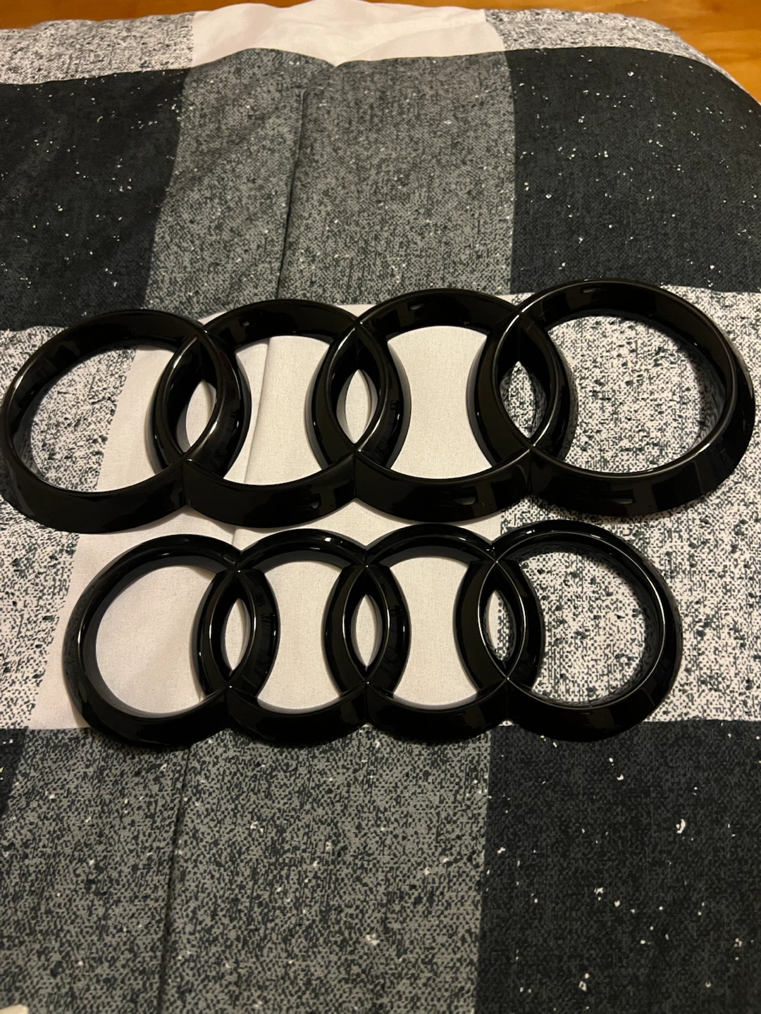 Audi Gloss Black Emblems - photo 2