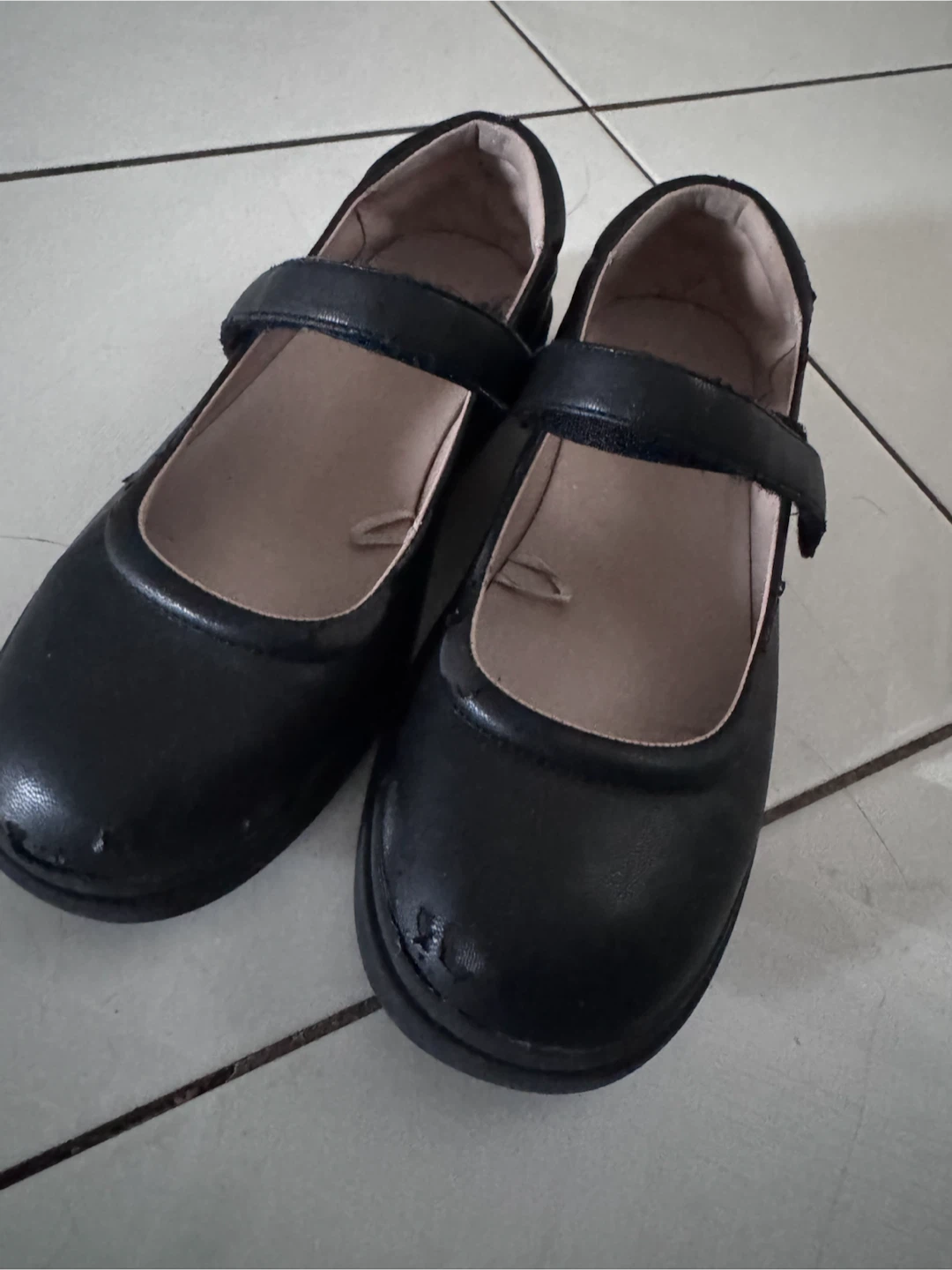 The Children's Place Black Mary Jane Shoes Size 3