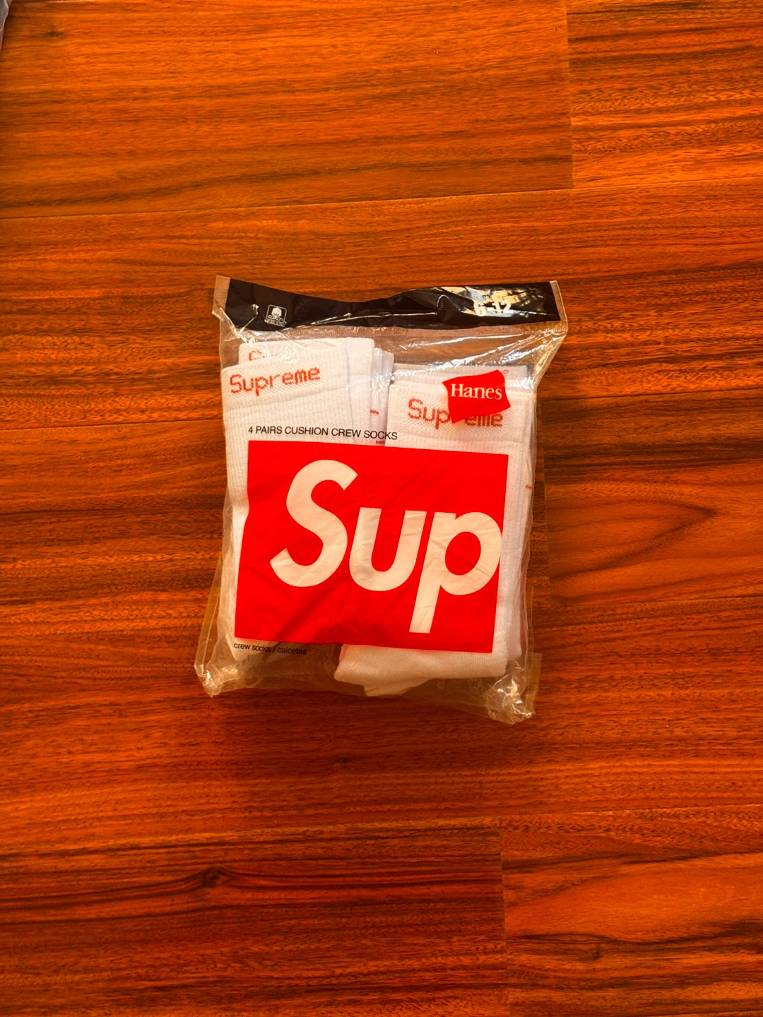 Supreme Socks