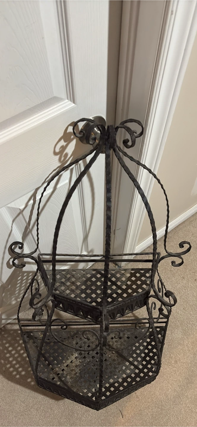 Black Metal Tiered Plant Stand