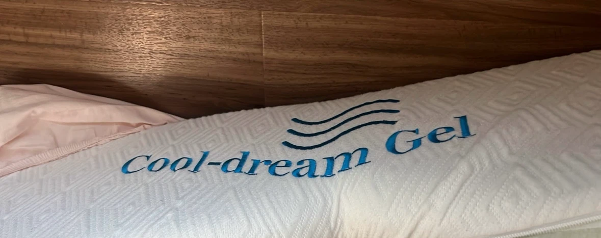 Cool-dream Gel Mattress QUEEN- no pets, smoking, spills - photo 3