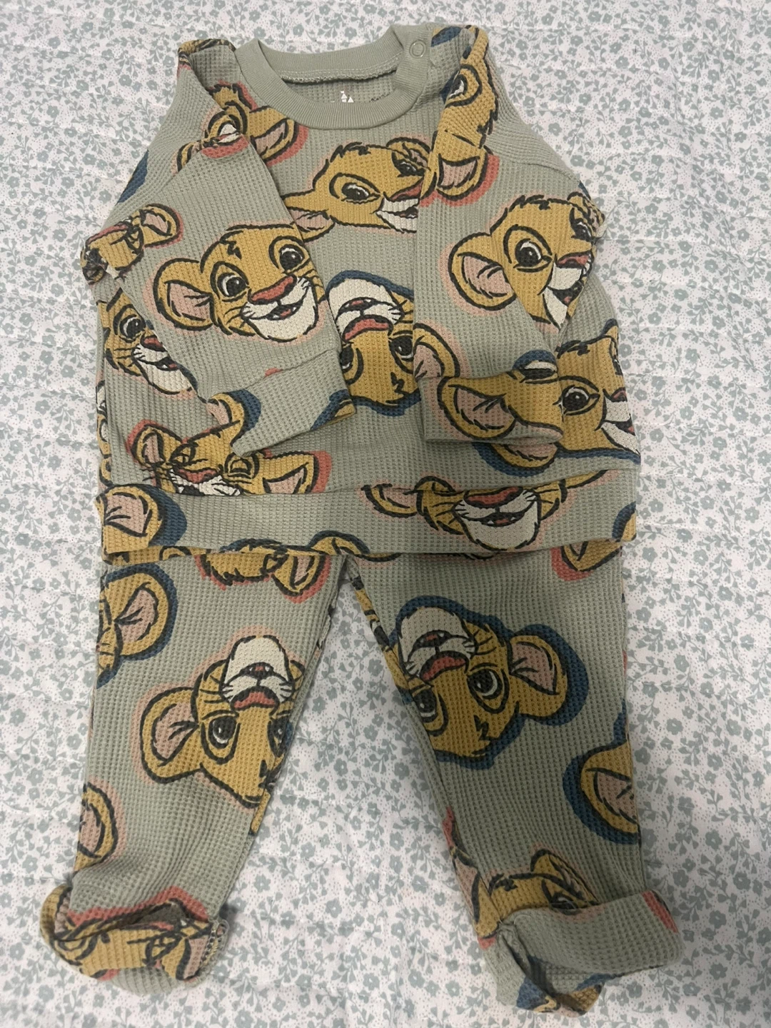 Disney Baby Simba Pajamas 3-6M - photo 3