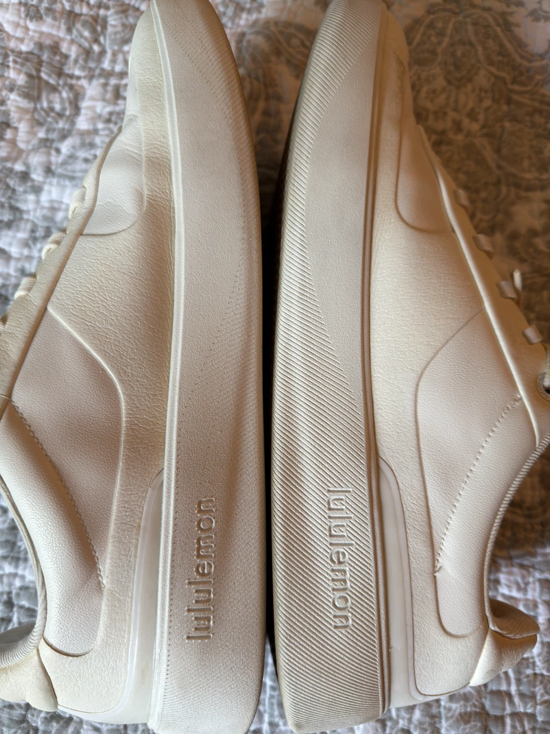 Lululemon Cream Sneakers - photo 4