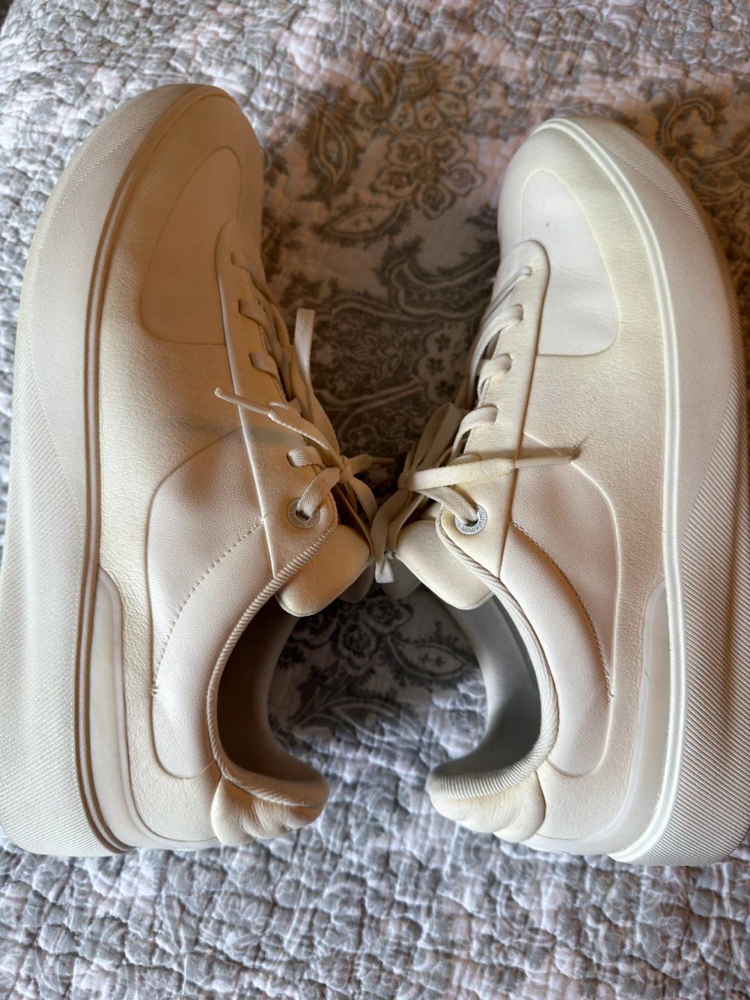 Lululemon Cream Sneakers - photo 5